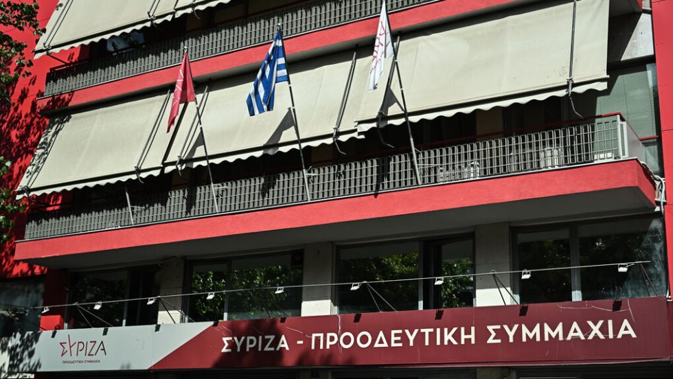 Η λογική σηκώνει τα χέρια ψηλά